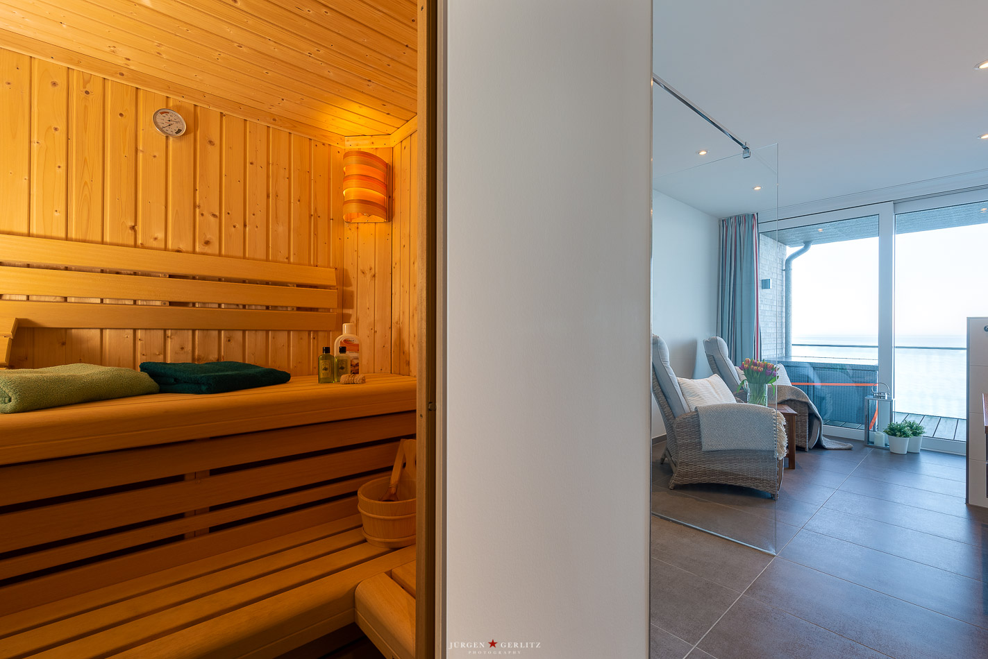 Apartment Upper Deck- großes Badezimmer mit Sauna