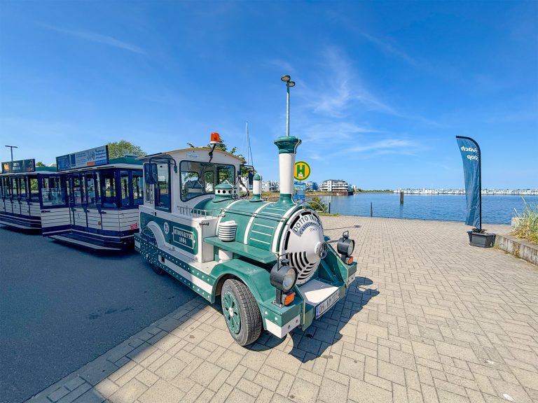 Bimmelbahn im Ostseeresort Olpenitz