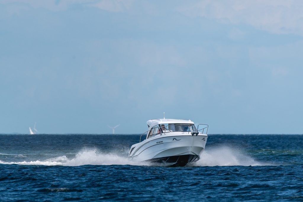 Bootstouren Olpenitz Motorboot mieten Olpenitz Motorboot auf dem Meer