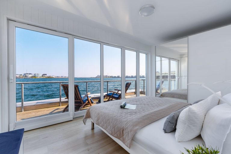 Klabautermann Hausboot im Ostseeresort Olpenitz bei Meerzeit für Ferien